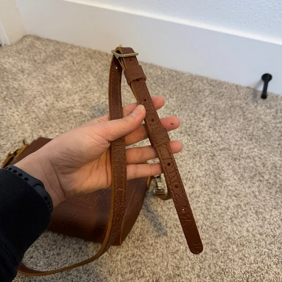 Portland Leather Embossed Brown Crossbody Bag - Picture 8 of 13